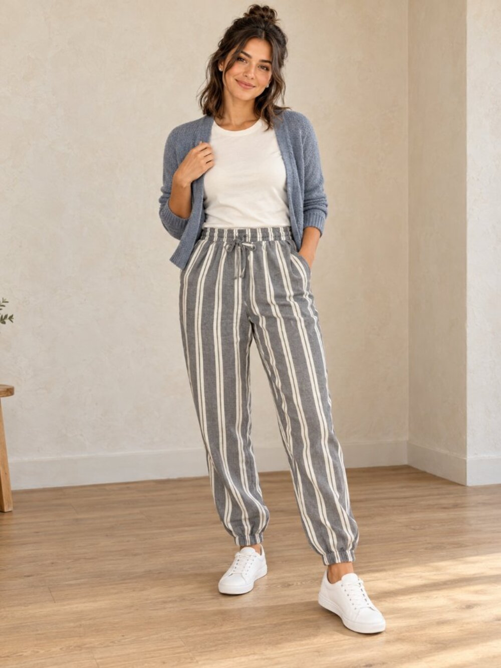 Love Streak Gray White Striped Elastic-Waist Bottoms Pants Joggers Linen Blend